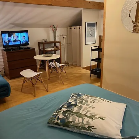 Prive Dans Pavillon Apartament *