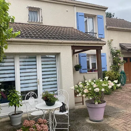 Prive Dans Pavillon Apartament *